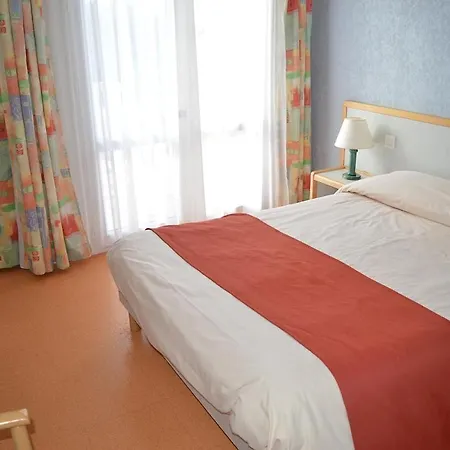 Bleues Club Keravel Hotel 3*